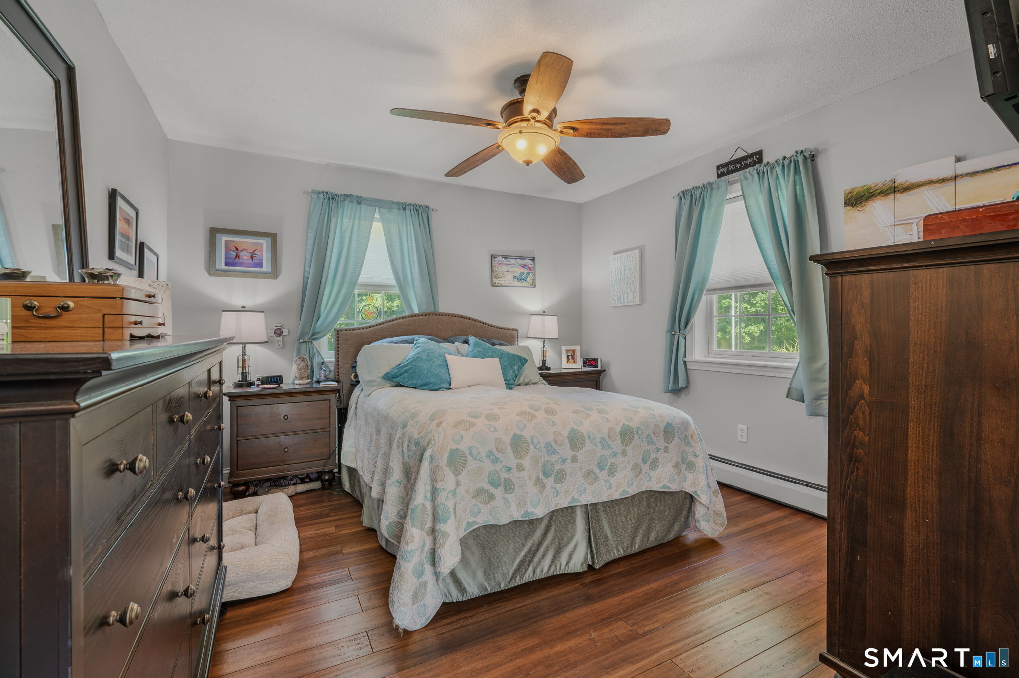 35 Pepperbox Road Waterford CT 06385