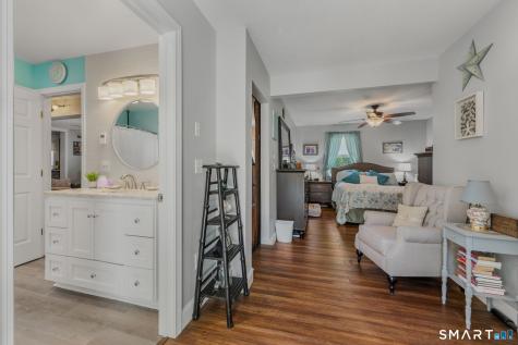 35 Pepperbox Road Waterford CT 06385