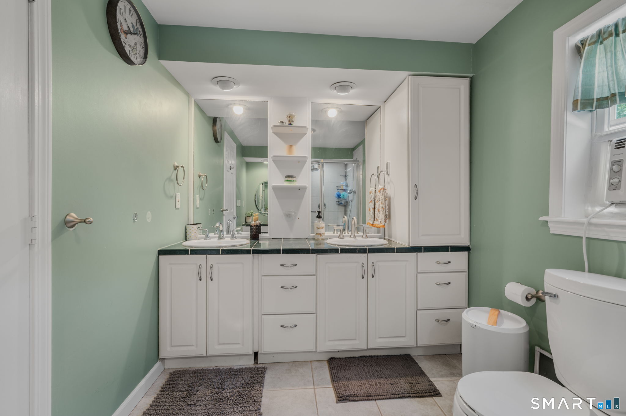 35 Pepperbox Road Waterford CT 06385