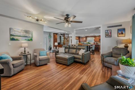 35 Pepperbox Road Waterford CT 06385