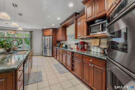 35 Pepperbox Road Waterford CT 06385