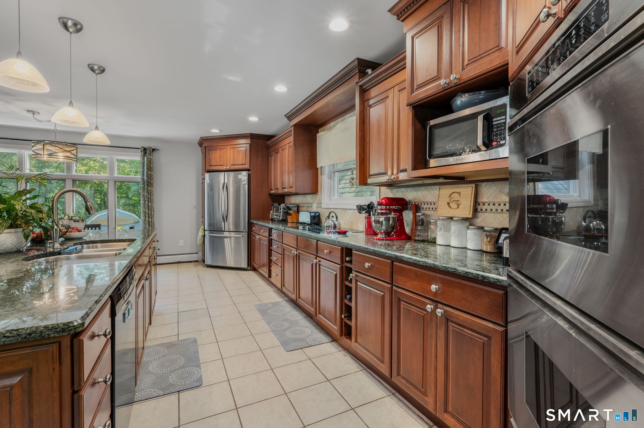 35 Pepperbox Road Waterford CT 06385