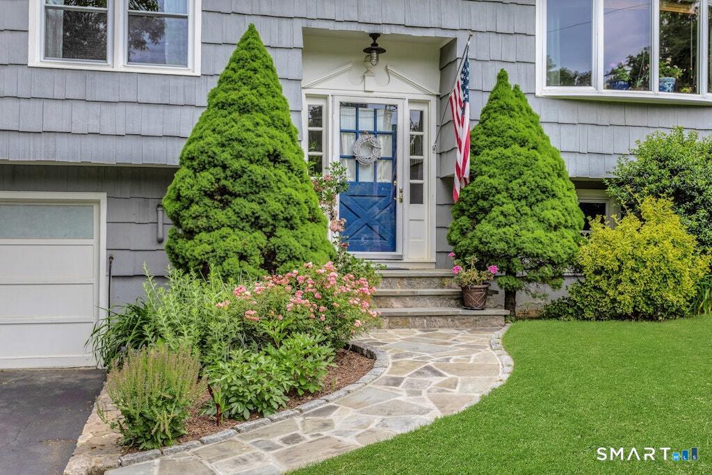 402 Wheeler Park Avenue Fairfield CT 06825