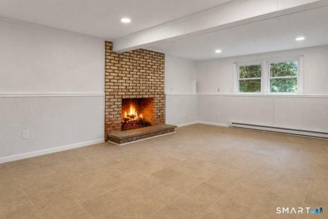 402 Wheeler Park Avenue Fairfield CT 06825