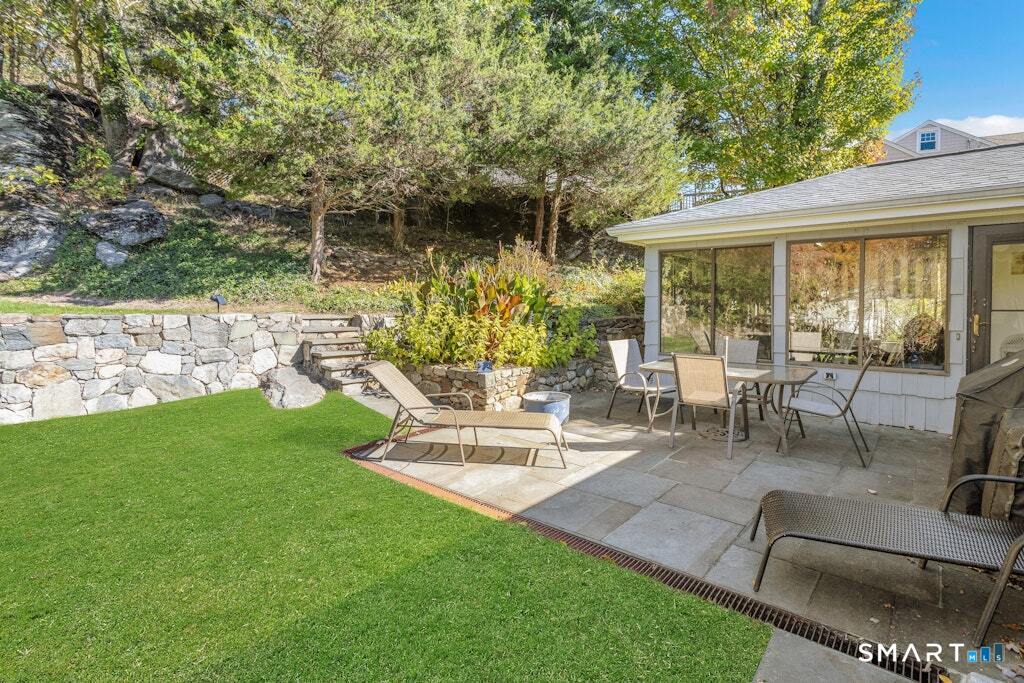402 Wheeler Park Avenue Fairfield CT 06825