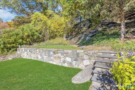402 Wheeler Park Avenue Fairfield CT 06825