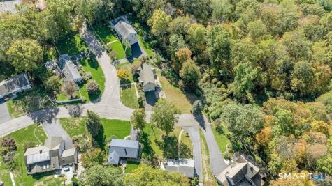402 Wheeler Park Avenue Fairfield CT 06825