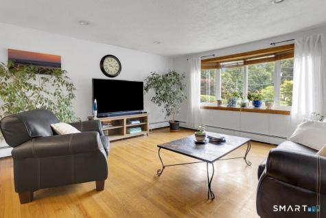 402 Wheeler Park Avenue Fairfield CT 06825