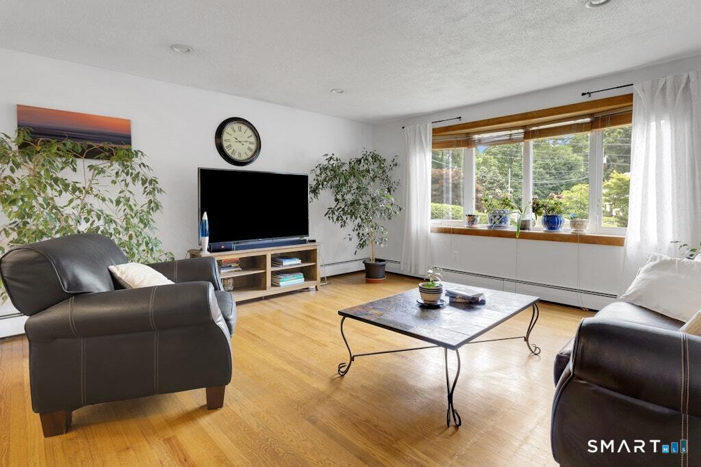 402 Wheeler Park Avenue Fairfield CT 06825