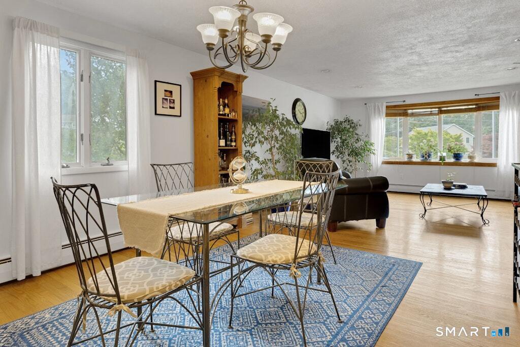 402 Wheeler Park Avenue Fairfield CT 06825
