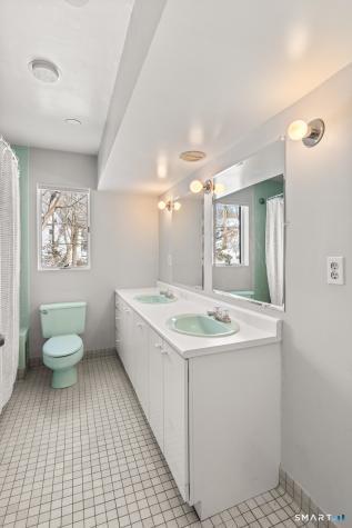 40 Tory Hill Lane Norwalk CT 06853