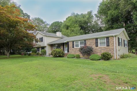 50 Carriage Drive Extension Clinton CT 06413