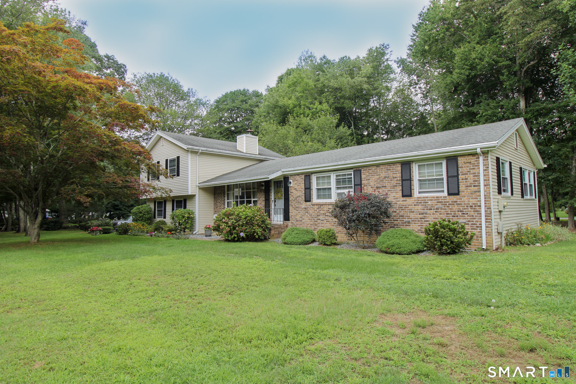 50 Carriage Drive Extension Clinton CT 06413
