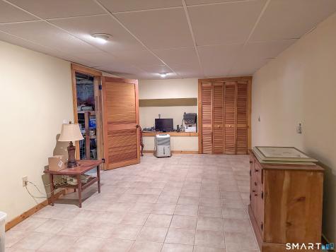 50 Carriage Drive Extension Clinton CT 06413