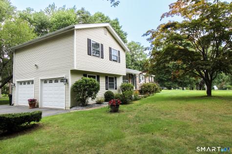 50 Carriage Drive Extension Clinton CT 06413