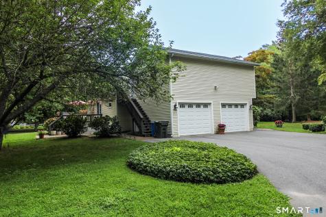 50 Carriage Drive Extension Clinton CT 06413