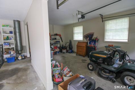 50 Carriage Drive Extension Clinton CT 06413