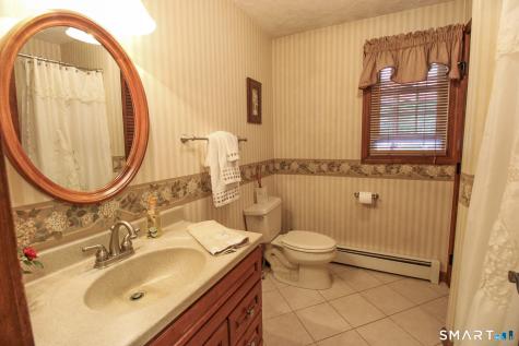 50 Carriage Drive Extension Clinton CT 06413