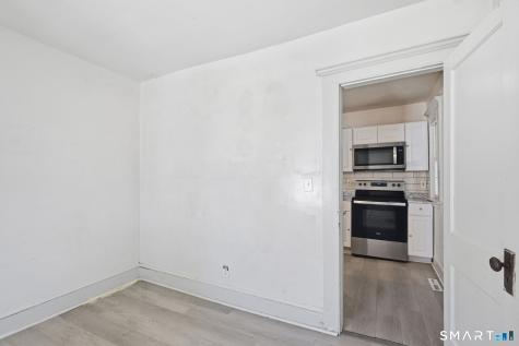 31 Amaryllis Avenue Waterbury CT 06710
