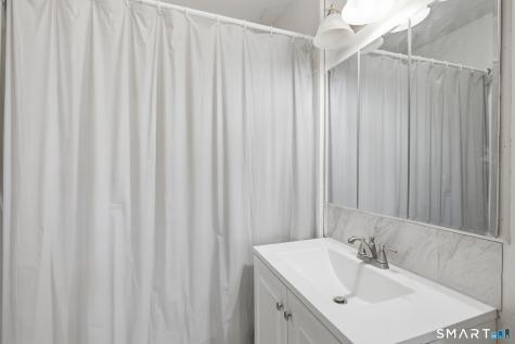 31 Amaryllis Avenue Waterbury CT 06710