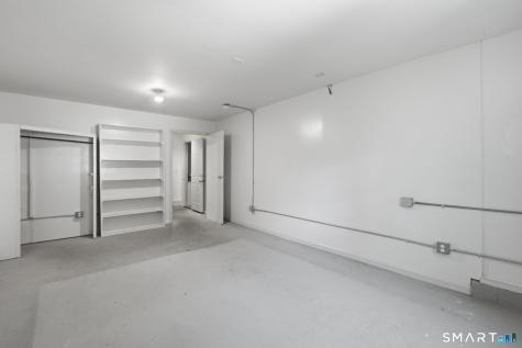 31 Amaryllis Avenue Waterbury CT 06710