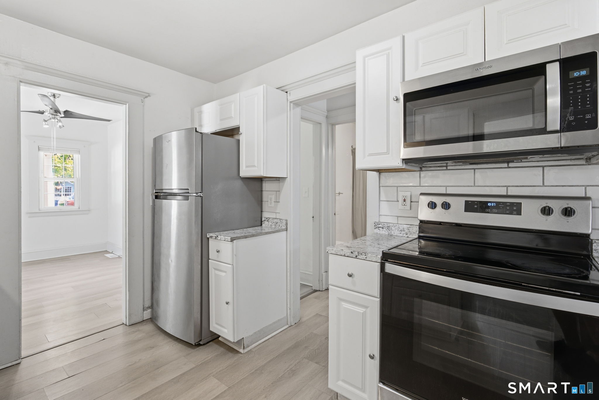 31 Amaryllis Avenue Waterbury CT 06710