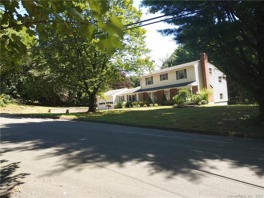 215 West Pond Road Extension North Branford CT 06471