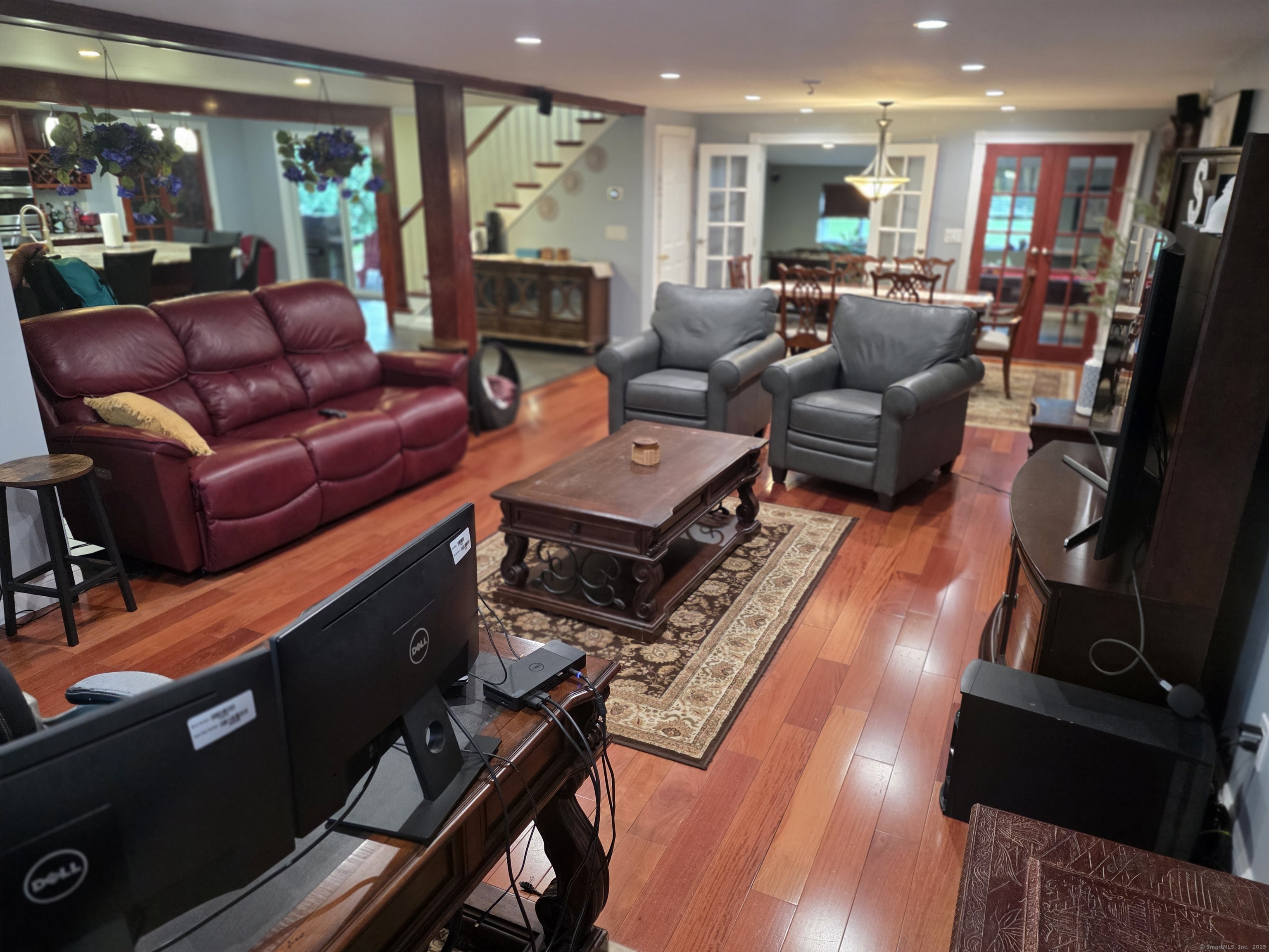 913 Pleasant Valley Road South Windsor CT 06074
