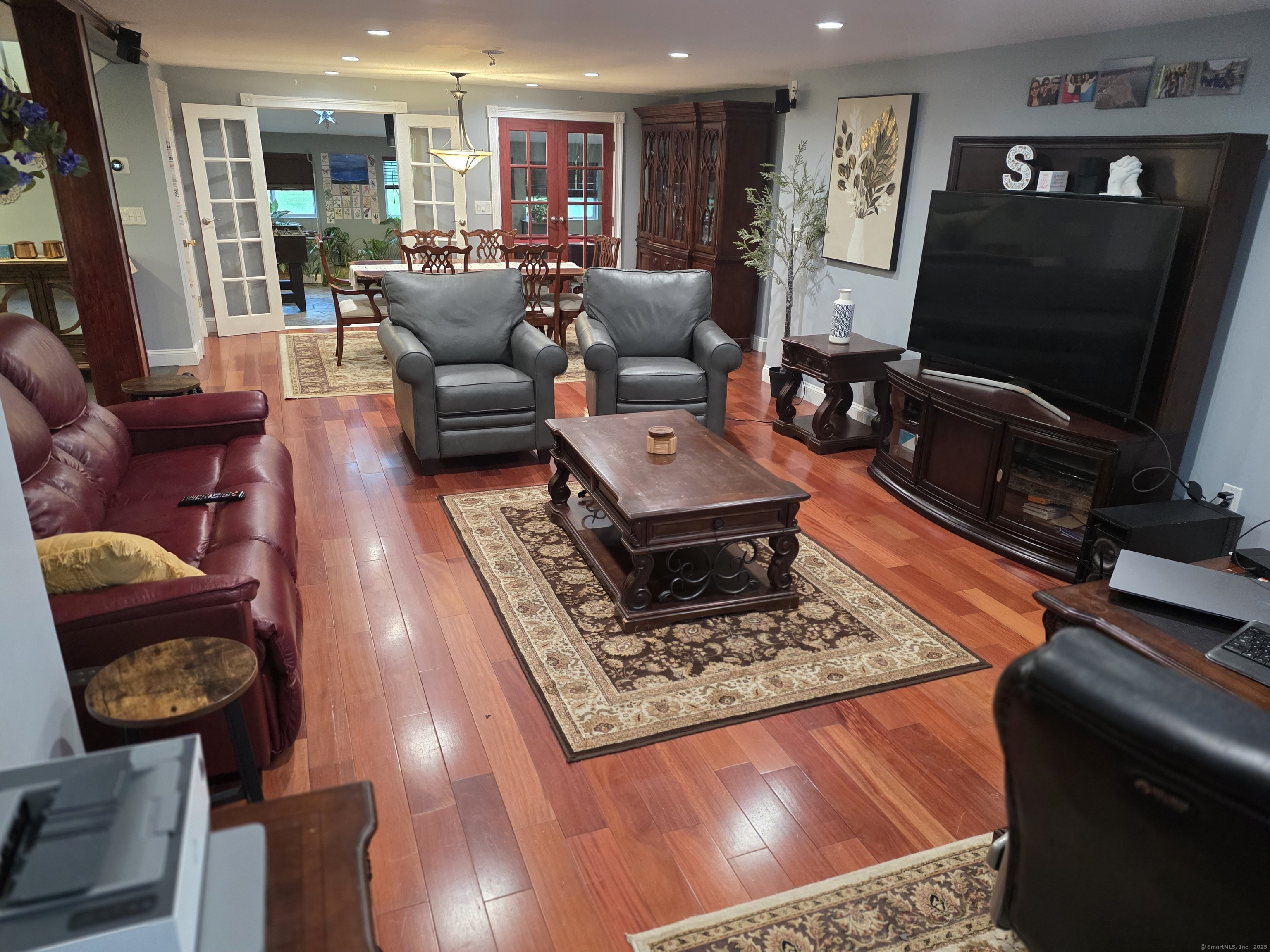 913 Pleasant Valley Road South Windsor CT 06074