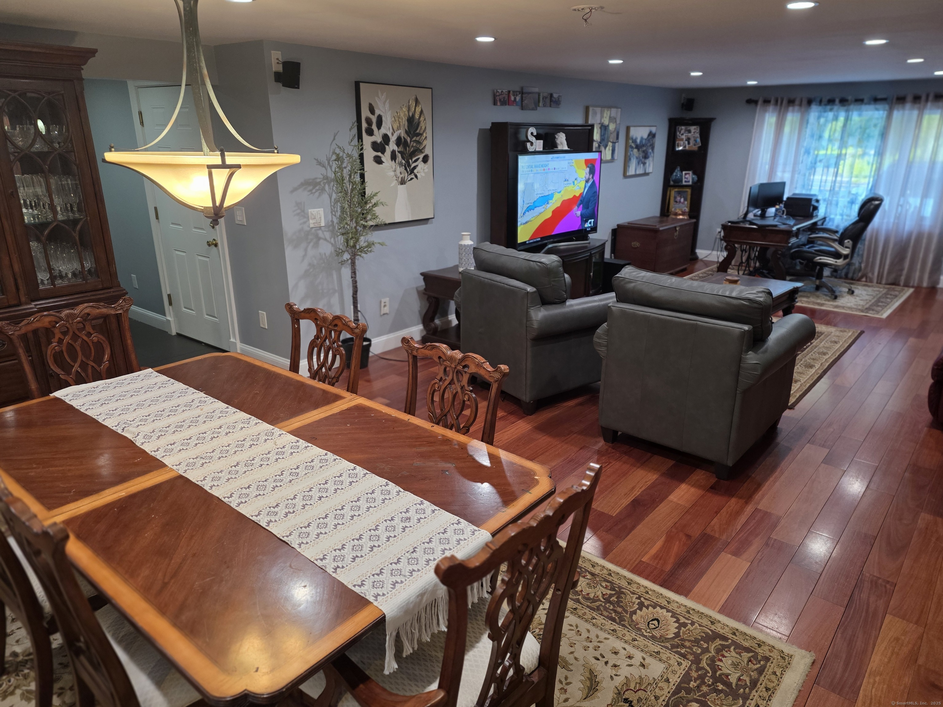 913 Pleasant Valley Road South Windsor CT 06074