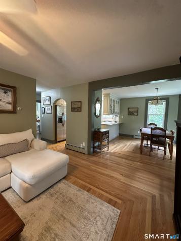 105 Walnut Street Seymour CT 06483