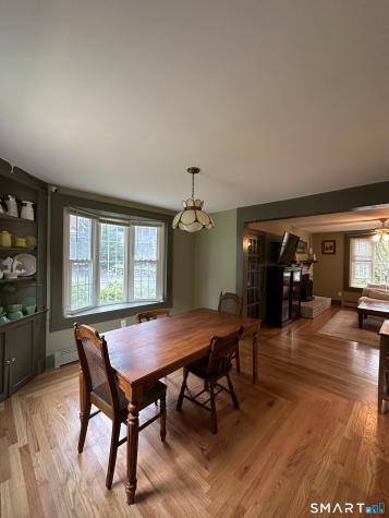 105 Walnut Street Seymour CT 06483