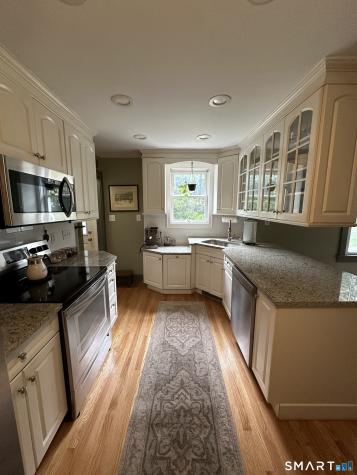 105 Walnut Street Seymour CT 06483