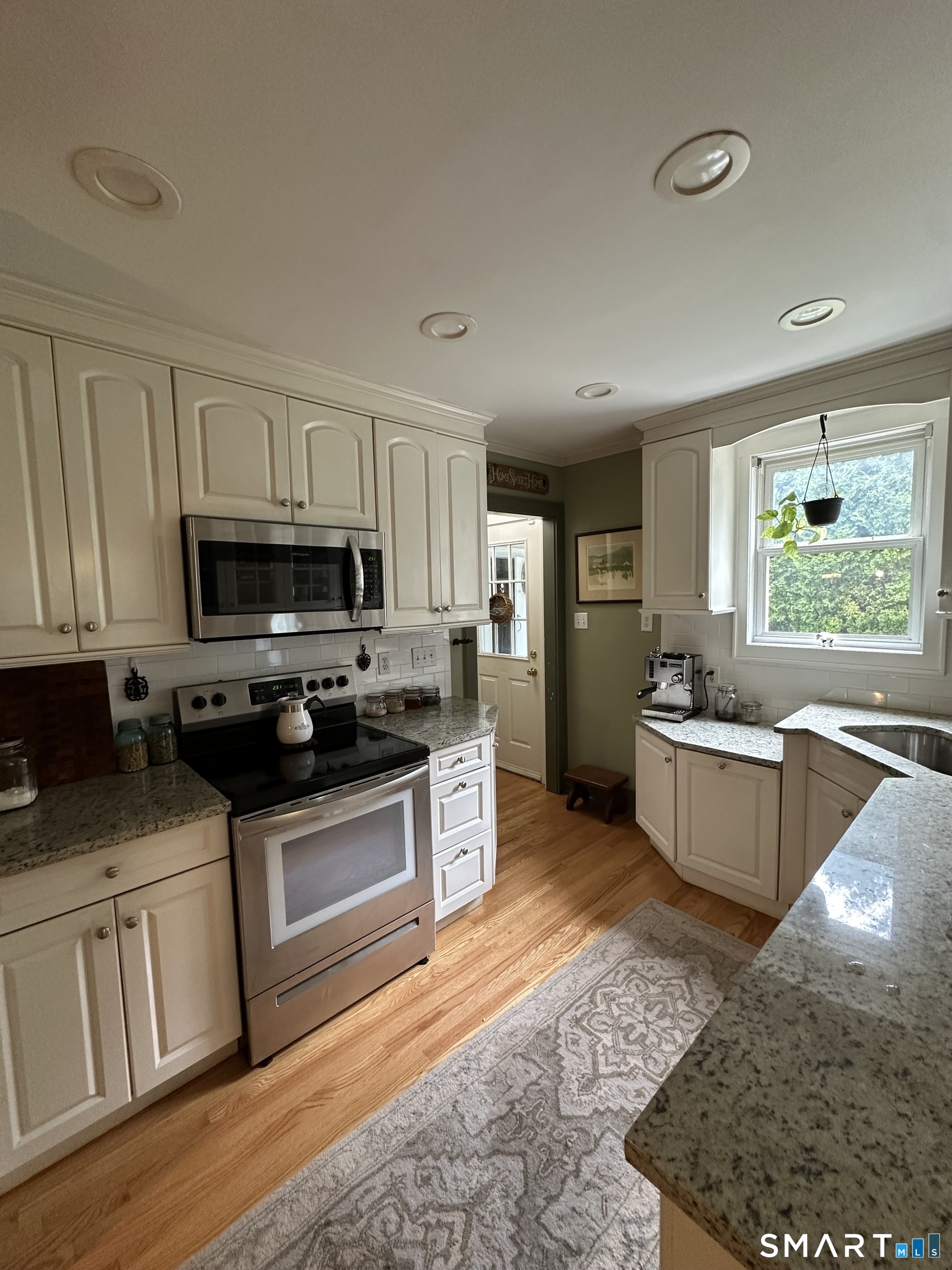 105 Walnut Street Seymour CT 06483
