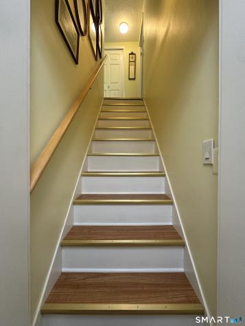 105 Walnut Street Seymour CT 06483