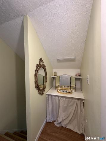 105 Walnut Street Seymour CT 06483