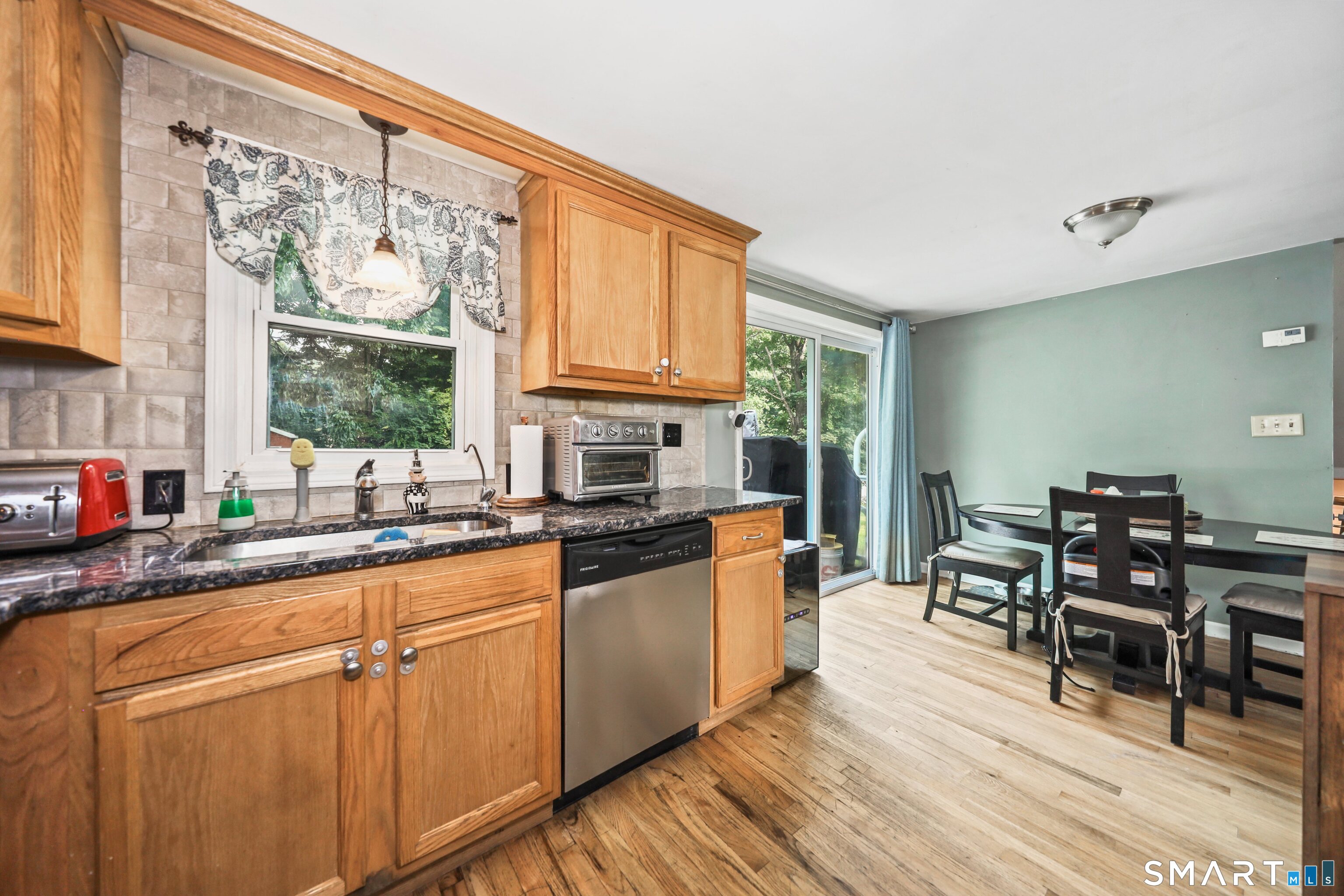 98 Edgewood Avenue Thomaston CT 06787