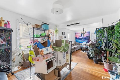 59 Raymond Street New London CT 06320