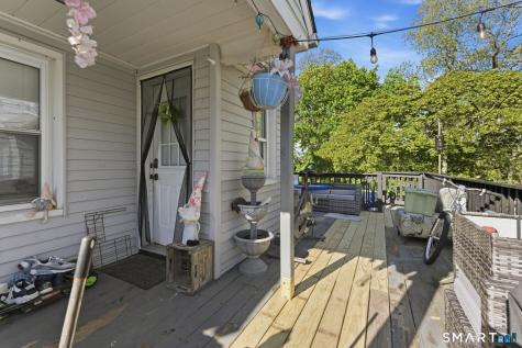59 Raymond Street New London CT 06320