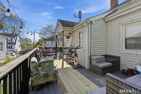 59 Raymond Street New London CT 06320
