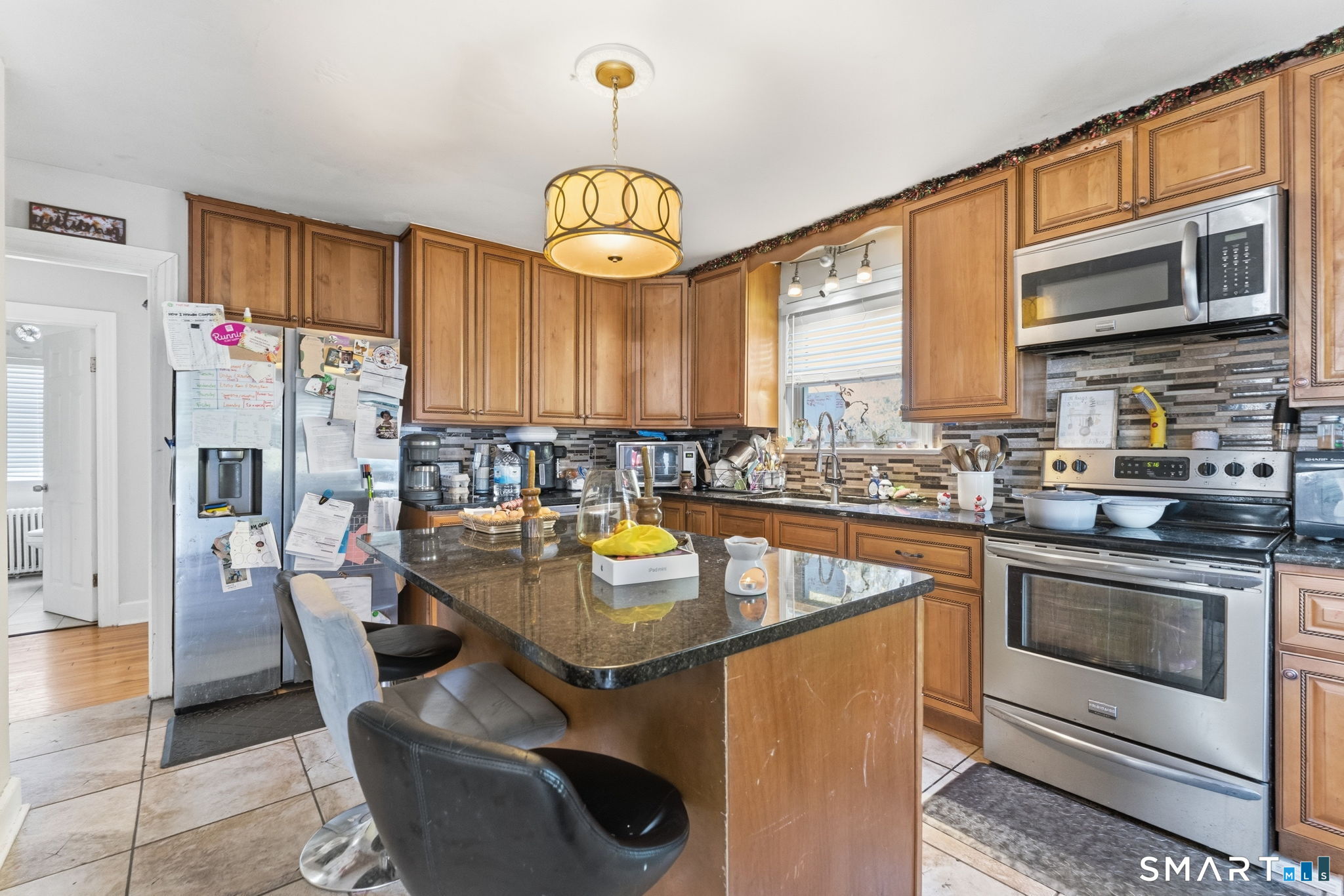 59 Raymond Street New London CT 06320