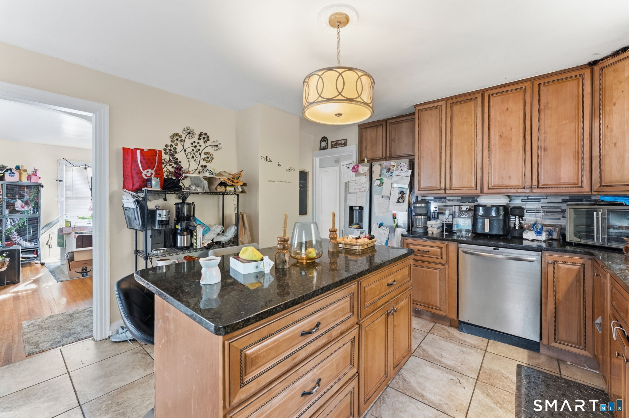 59 Raymond Street New London CT 06320