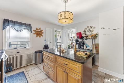 59 Raymond Street New London CT 06320