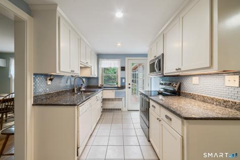 119 Main Street East Hampton CT 06424