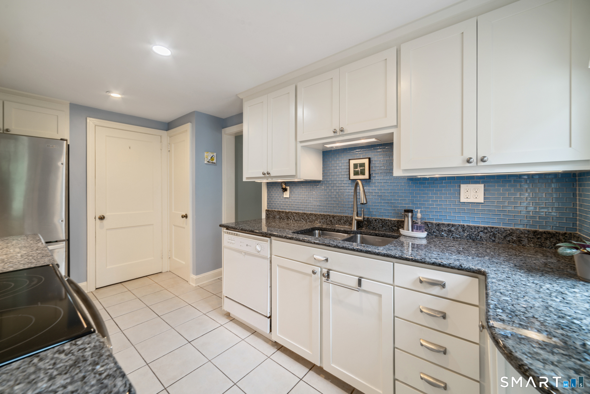 119 Main Street East Hampton CT 06424
