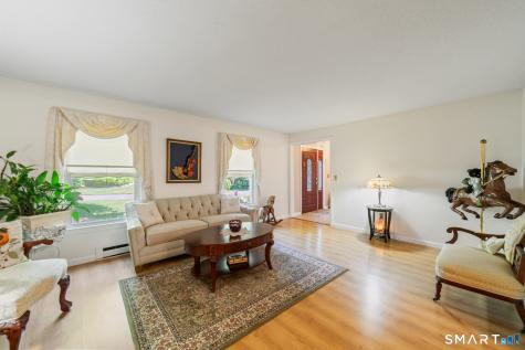 105 Inwood Lane Bristol CT 06010