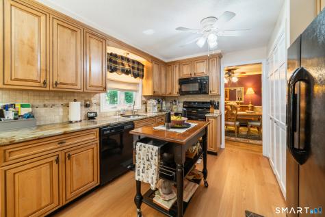 105 Inwood Lane Bristol CT 06010
