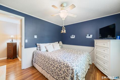 105 Inwood Lane Bristol CT 06010