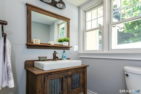 49 Old Bridge Road Brookfield CT 06804