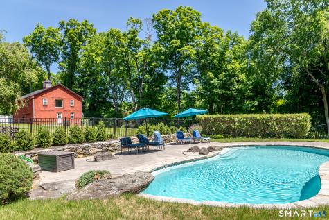 49 Old Bridge Road Brookfield CT 06804
